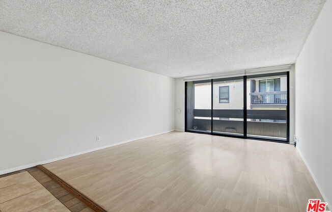 7777 W 91 ST