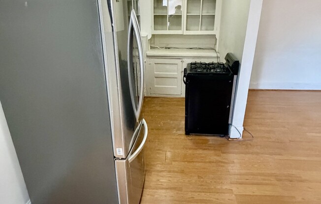 1 bed, 1 bath, 586 sqft, $2,150, Unit 4