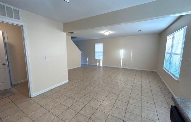 Newer 3BD/2.5 BA home w/ garage in quiet subdivision and only 15 minutes to downtown Raleigh!