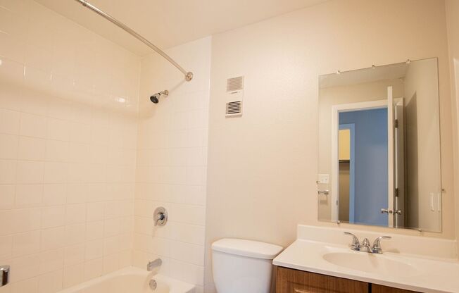 Studio, 1 bath, 402 sqft, $1,225