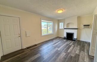 2 beds, 1 bath, $1,545