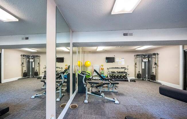 apartment community gym at bavarian woods