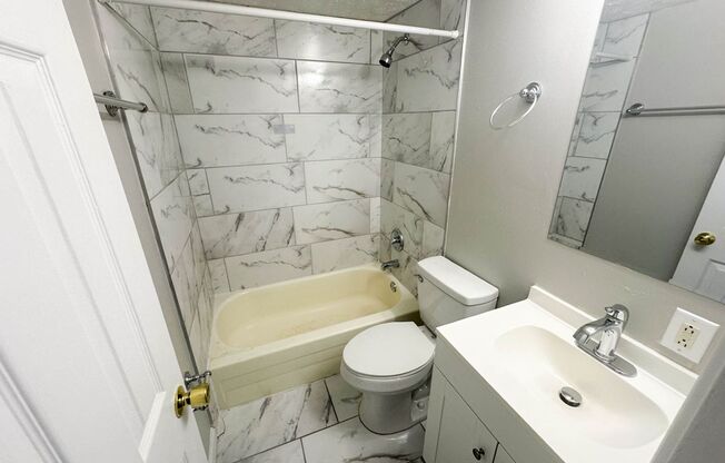 1 bed, 1 bath, 560 sqft, $825, Unit 720-31