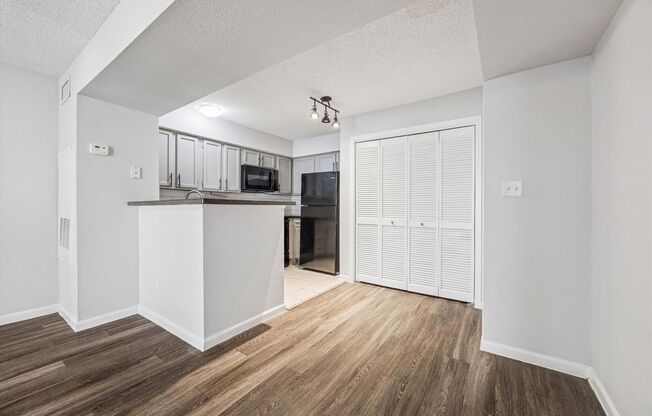 2 beds, 2 baths, 800 sqft, $1,495, Unit 1109