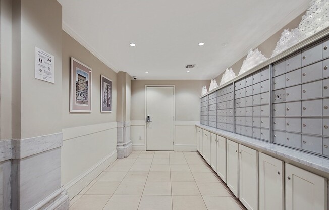 1 bed, 1 bath, 325 sqft, $2,950, Unit 7L