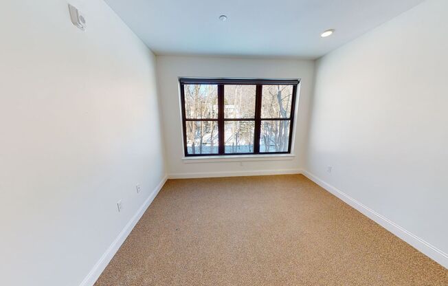 2 beds, 2 baths, 931 sqft, $3,200, Unit 70-306