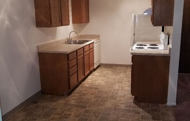 2 beds, 2 baths, 993 sqft, $1,199, Unit 1507-03