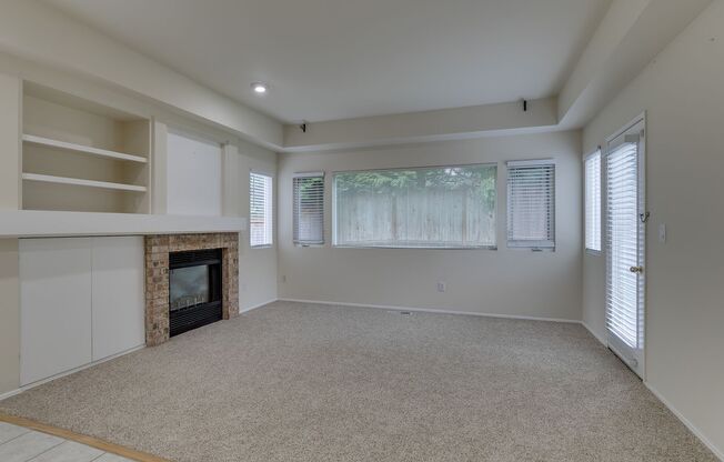 KLAHANIE Rental Home Available in August!