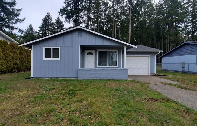 JUST REMODELED!! EVERYTHING BRAND NEW INSIDE THIS 3 BEDROOM, 1 BATH!!