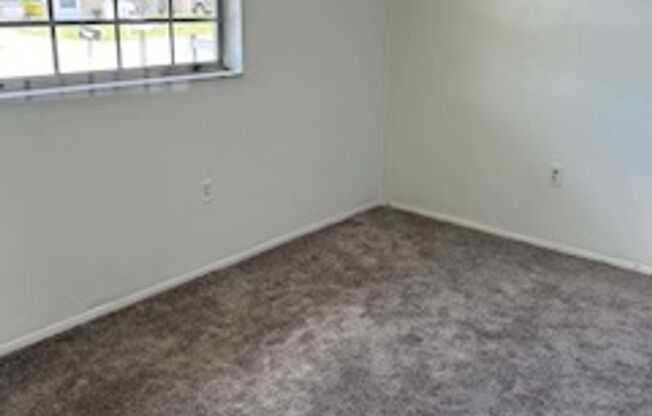 2 beds, 1 bath, $1,450