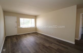 2 beds, 1 bath, 700 sqft, $2,195