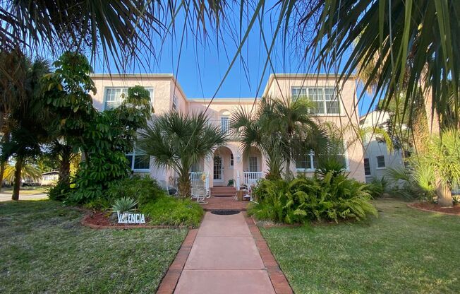 Valencia Apartments