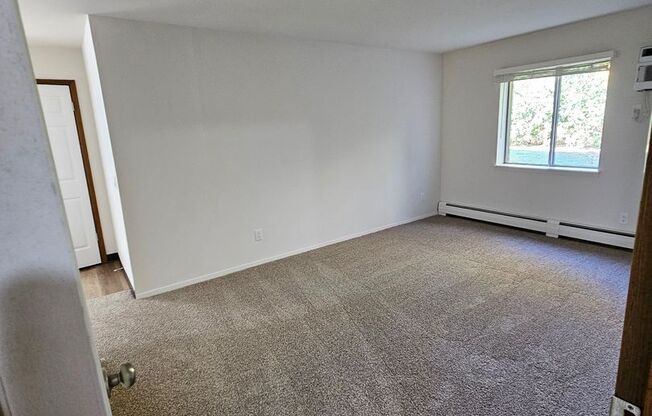 2 beds, 2 baths, 960 sqft, $1,025, Unit 21 - 107