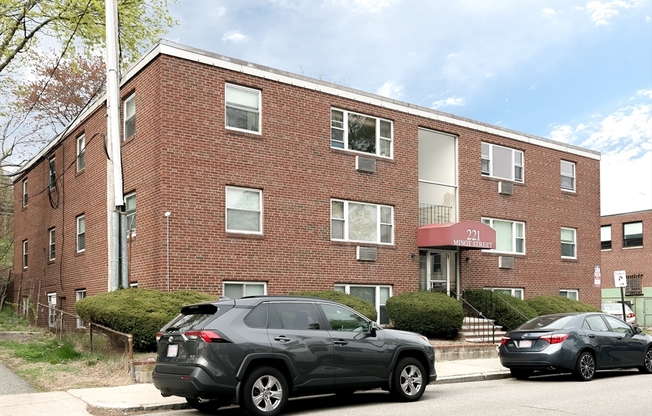 221 MINOT ST