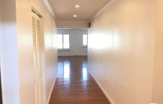 3 beds, 2 baths, 1,951 sqft, $5,500, Unit 302