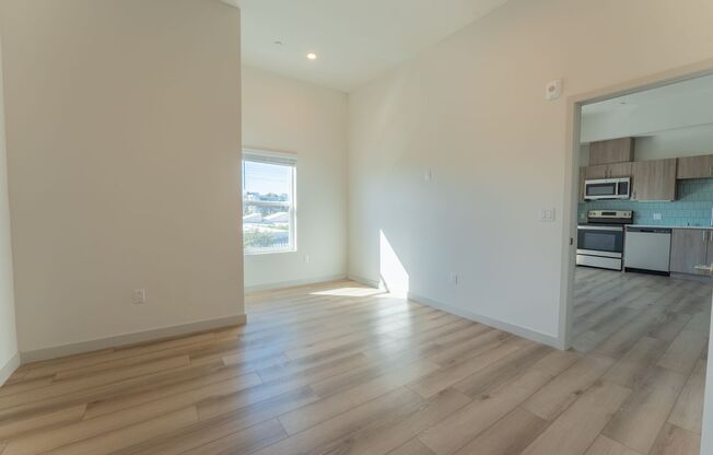 1 bed, 1 bath, 550 sqft, $2,750, Unit 302