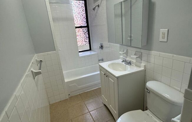 320-Hummingbird Properties, LLC