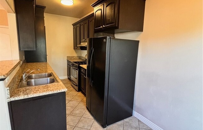 1 bed, 1 bath, 450 sqft, $1,995