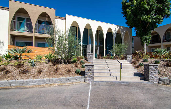 the building in which the hotel is located  at Veranda La Mesa, La Mesa