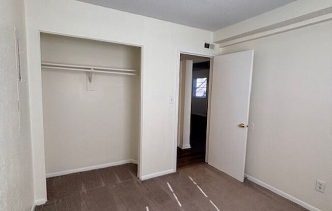 2 beds, 1 bath, 675 sqft, $675, Unit 440 Arter-Unit 12