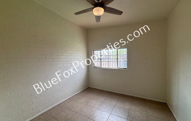2640 E 10 ST