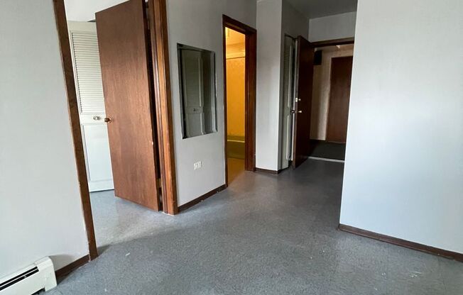 33rd Ave Apartments