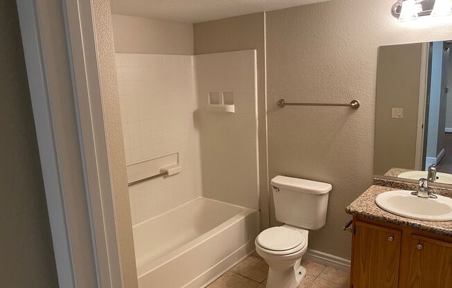 2 beds, 2 baths, $1,400, Unit UNIT # 1190