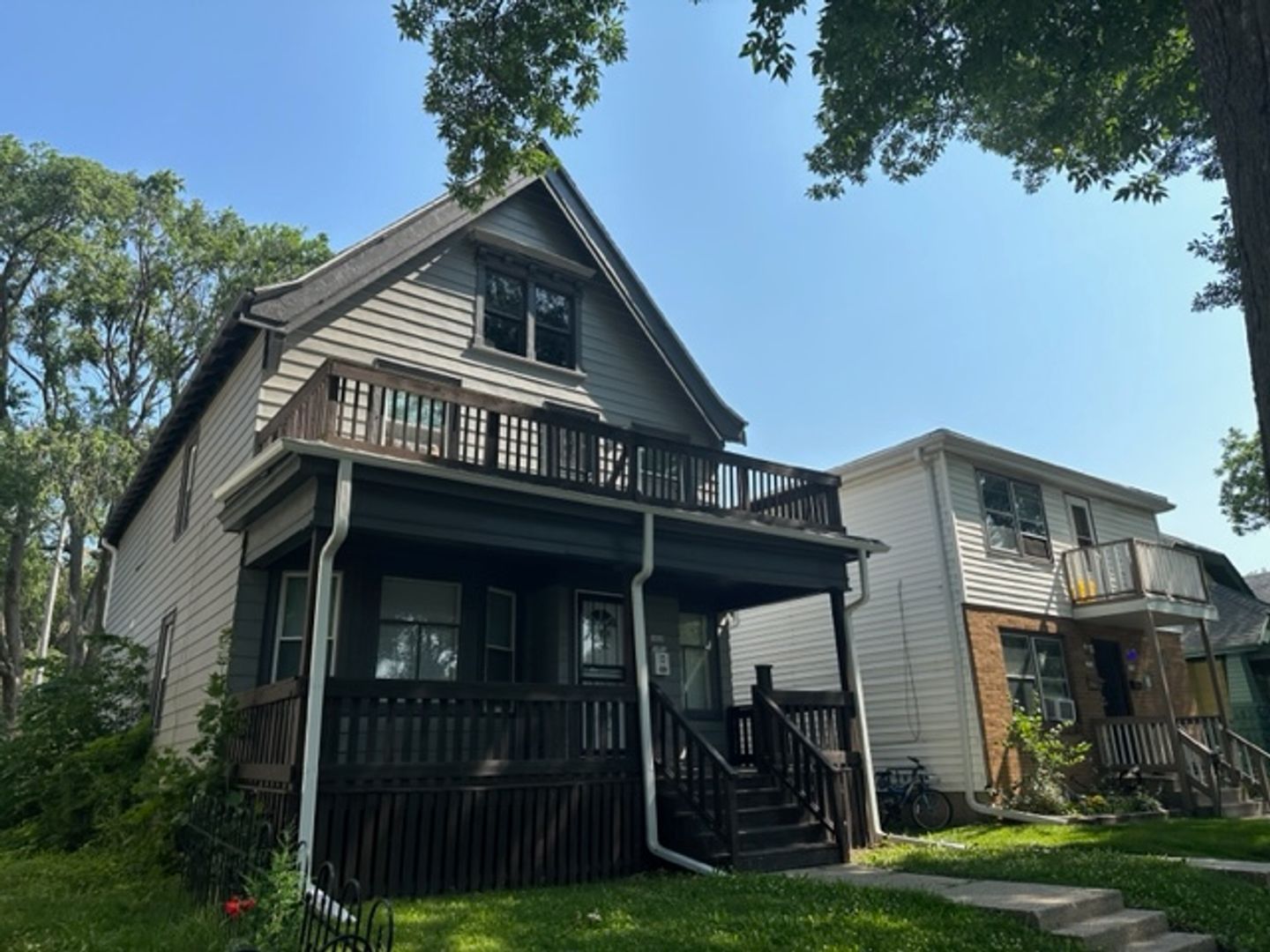 1920-20A W MELVINA ST