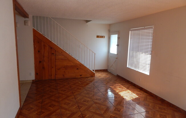 2 beds, 2 baths, $1,250