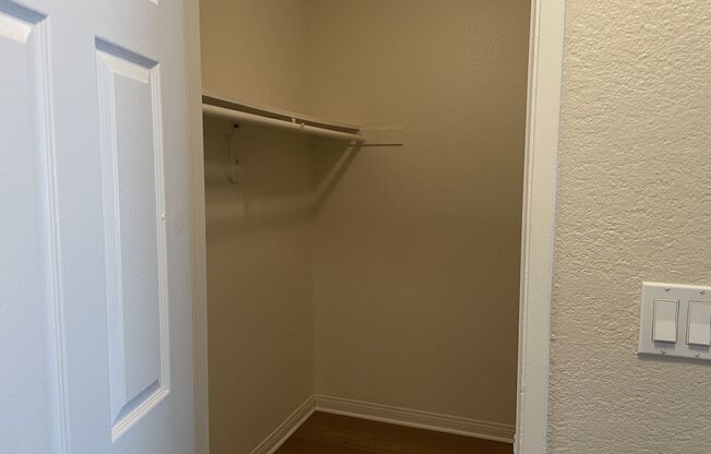 1 bed, 1 bath, 685 sqft, $2,195, Unit 0050