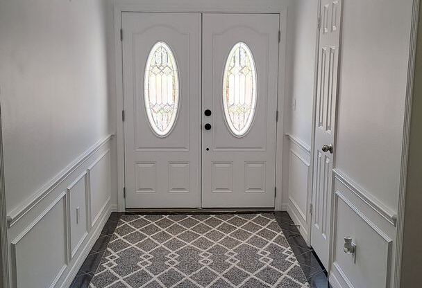 3/2 UNFURISHED HOME LOCATED IN BOCA GRAND COUNTRY CLUB