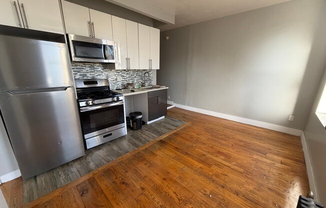 295 E 149 ST