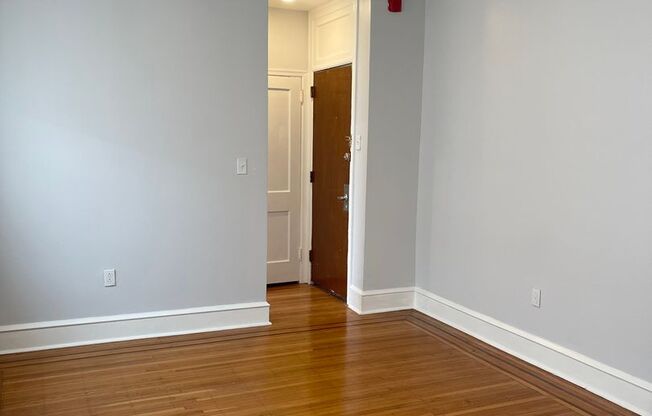 1 bed, 1 bath, 500 sqft, $1,225, Unit 409