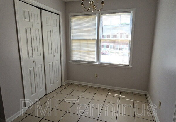 5227 RDG FRST DR