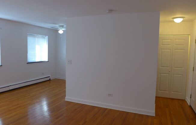 1 bed, 1 bath, 650 sqft, $1,550, Unit 4B