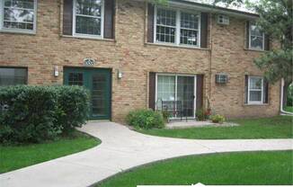 1002 WESTBROOKE WAY