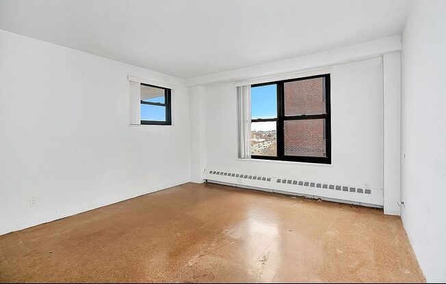61 45 98 ST