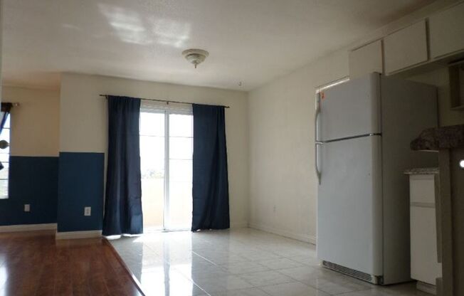 2 Bedroom 1 bath apartment