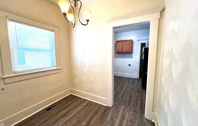 3 beds, 1 bath, $1,500