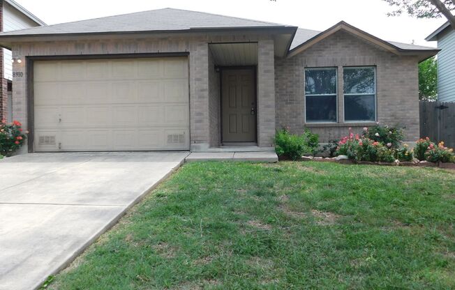 Beautifully maintained 3-bedroom, 2-bath home