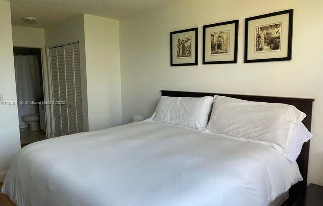 19555 E Country Club DR