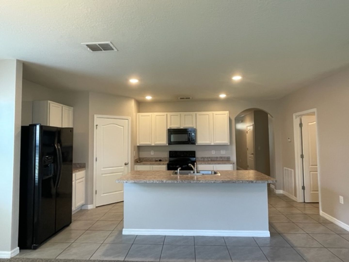 Winter Haven 4 Bed 2 Bath Home for Rent