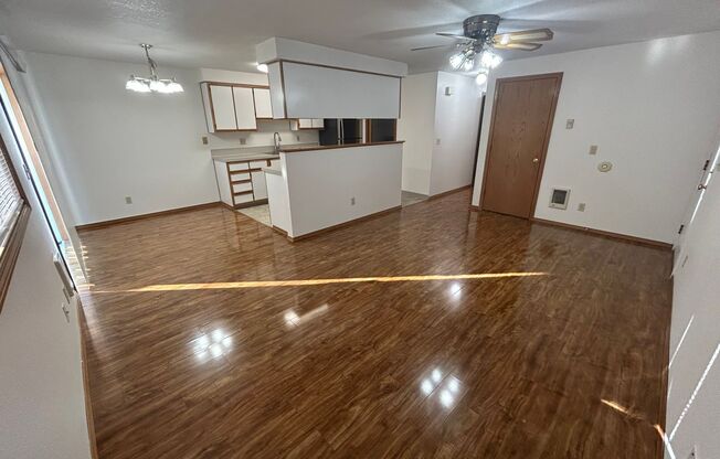 2 Bedroom Duplex Near the Jim Parsley Community Center!