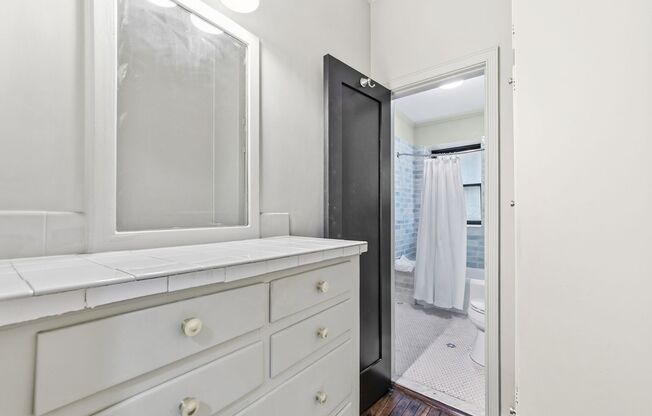 1 bed, 1 bath, 810 sqft, $2,375, Unit 201FS