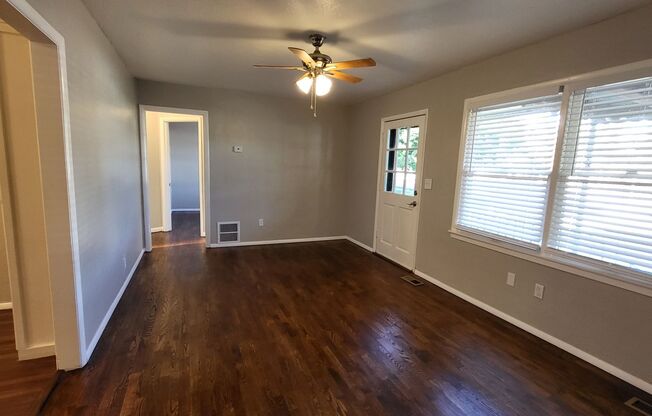 3 beds, 1 bath, $1,550