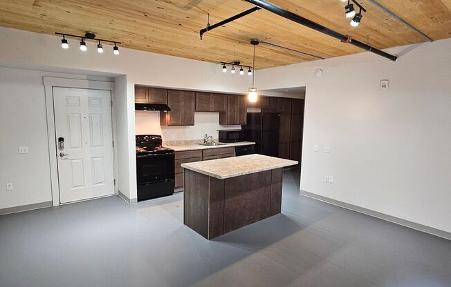 1 bed, 1 bath, $1,210, Unit CPC-A111
