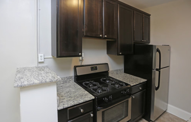 1 bed, 1 bath, 794 sqft, $1,150, Unit 311