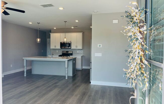 Stunning 3 bedroom 2.5 bathroom townhome in Conyers newest community! Must see!