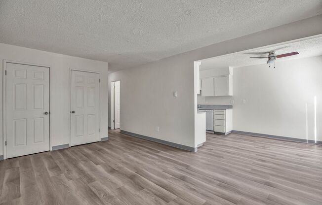 1 bed, 1 bath, 711 sqft, $1,135, Unit 332-25