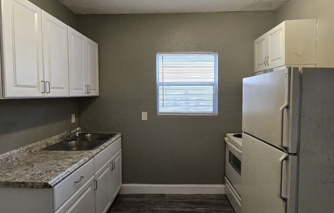 2 beds, 1 bath, $1,500